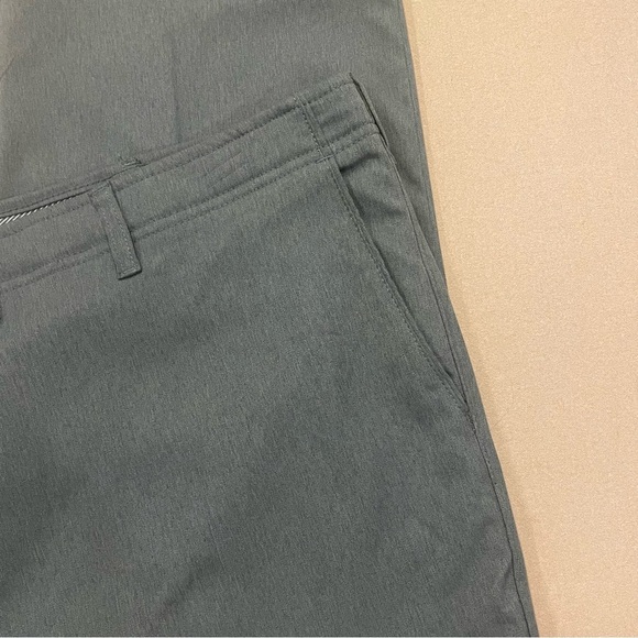 Lee Men’s Performance Series Extreme Comfort Straight Fit Dress Pant Size 50x29 - Picture 5 of 10